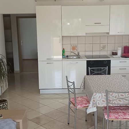 Apartments Mb Pula Extérieur photo